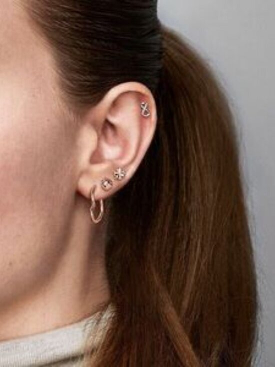 Pandora Asymmetrical Heart Hoop Earrings - Picture 4 of 4